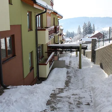 Apartment Pine Wood *