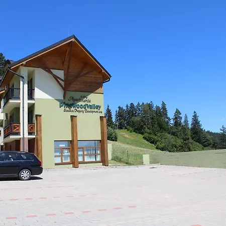 Pine Wood * Vysne Ruzbachy