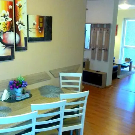 Apartment Pine Wood Vysne Ruzbachy